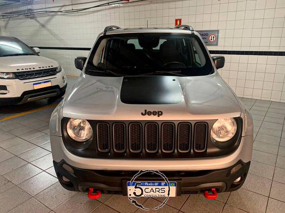 JEEP RENEGADE 2.0 16V TURBO DIESEL TRAILHAWK 4P 4X4 AUTOMÁTICO JEEP RENEGADE 2.0 16V TURBO DIESEL TRAILHAWK 4P 4X4 AUTOMÁTICO